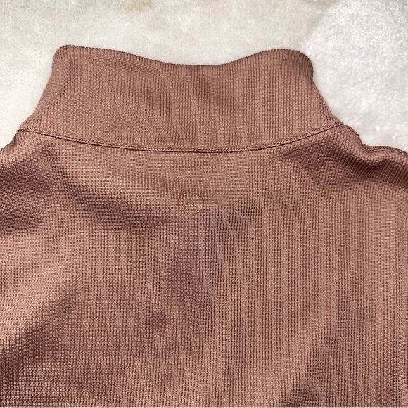 LA + Image Brown Ribbed Half Zip Mock Neck Cropped Long Sleeve Top Size Small - Picture 8 of 9